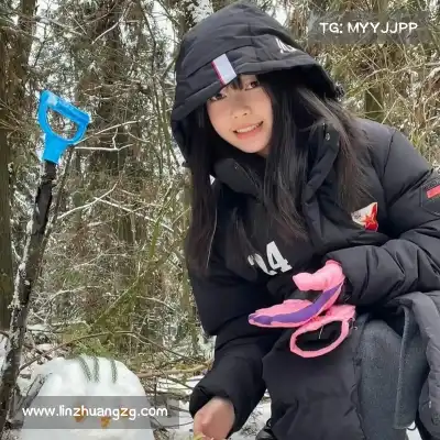 冯苹菱